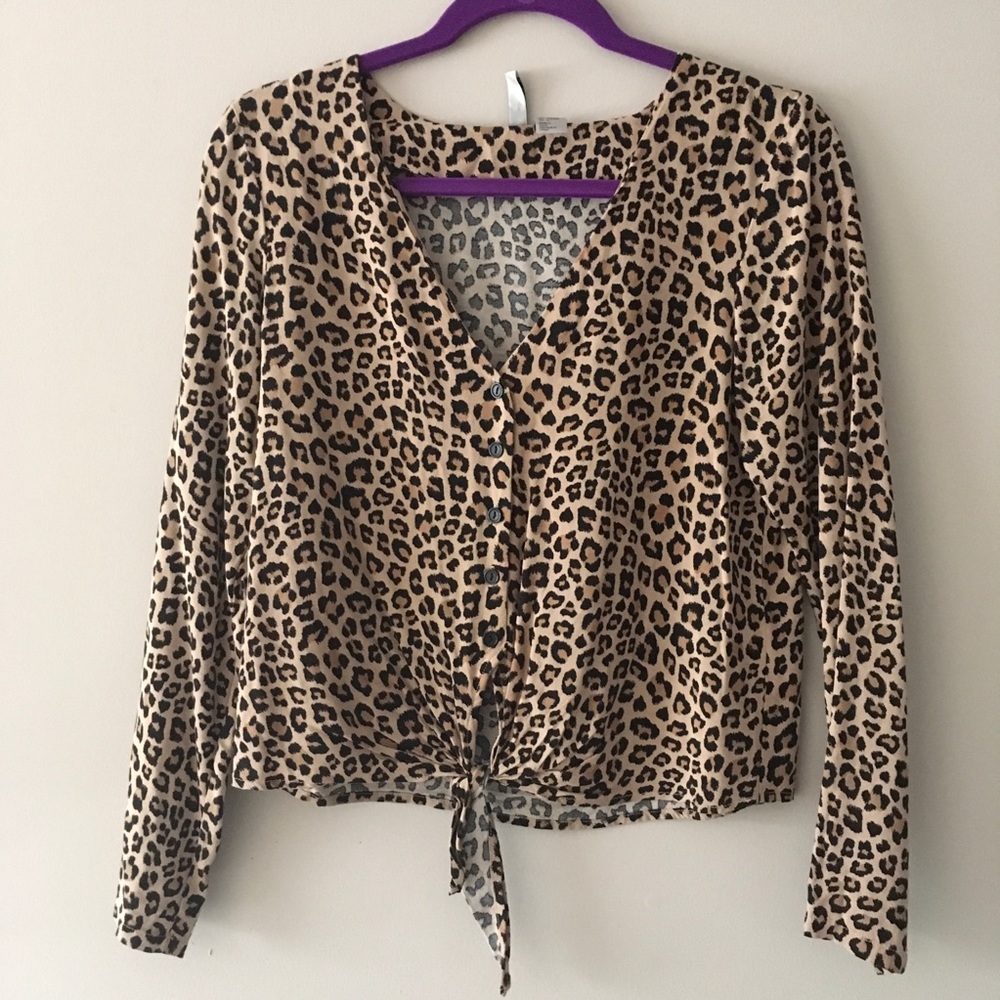 Cheetah leopard print button down top